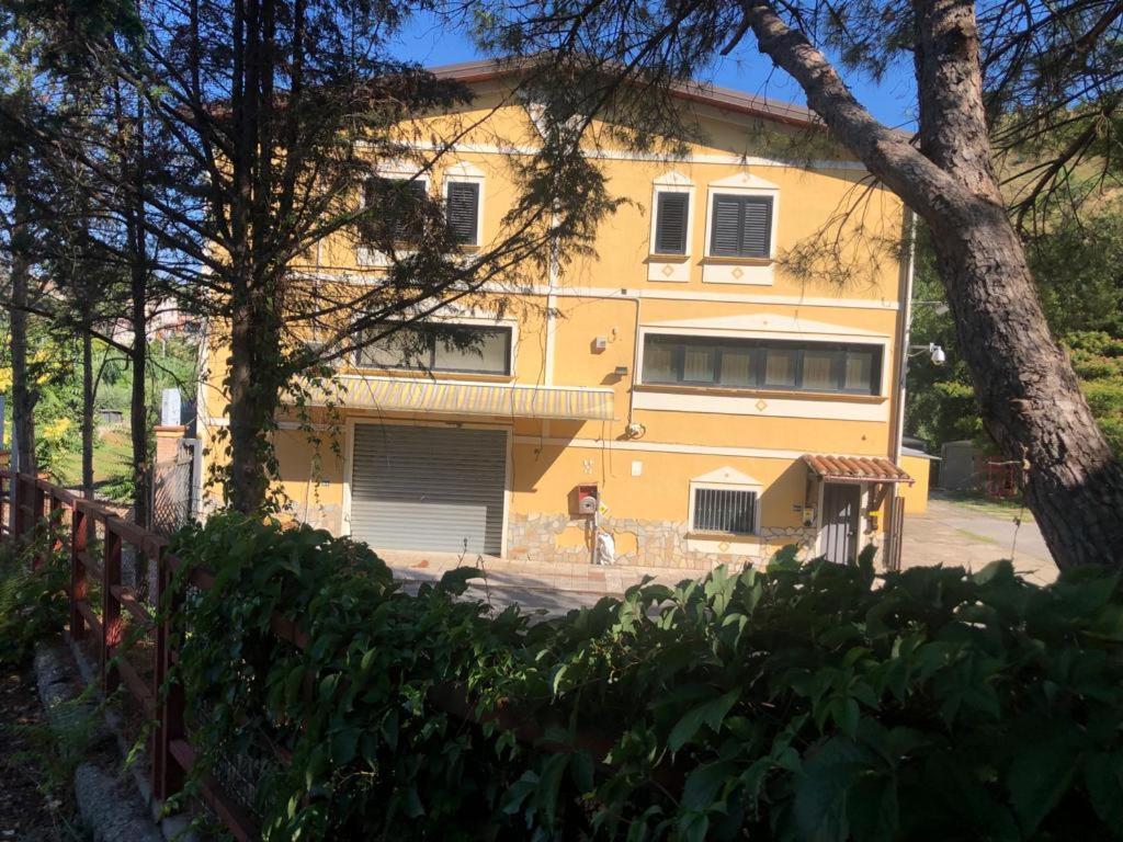 Mare O Montagna Cosenza Exterior foto